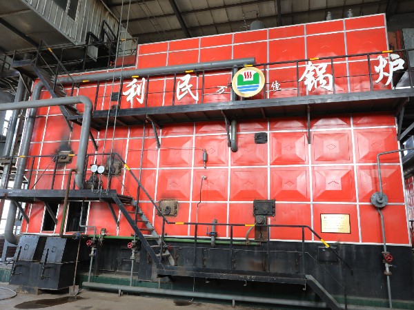 秸稈收儲忙，秸稈打捆直燃鍋爐“口糧” 儲備足